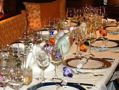 Отель Restaurant Karr 3*