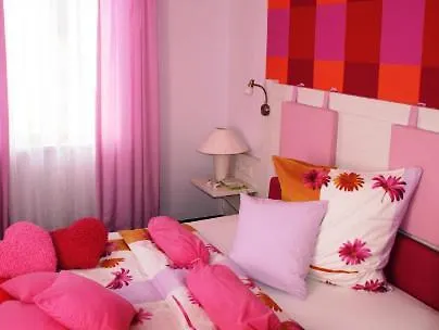 Hotel Restaurant Karr 3*
