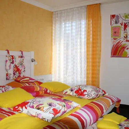 Restaurant Karr Отель 3*